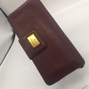Fossil vintage burgundy leather wallet